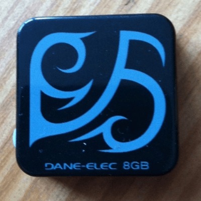 ClesUSB 002 1 [TEST] LifeBytes de Dane Elec- Des clés USB de 8Go fun et jeunes ! clé usb