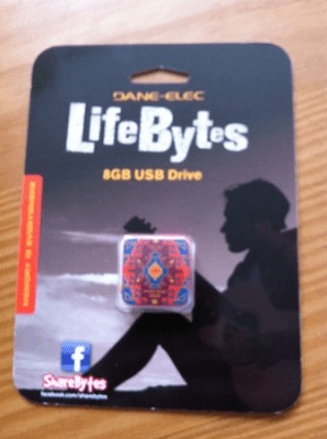 ClesUSB 006 1 [TEST] LifeBytes de Dane Elec- Des clés USB de 8Go fun et jeunes ! clé usb