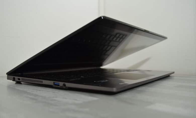 Fujitsu LifeBook U904 DSC 2514 [TEST] Fujitsu LifeBook U904 – Un UltraBook très haut de gamme bureautique