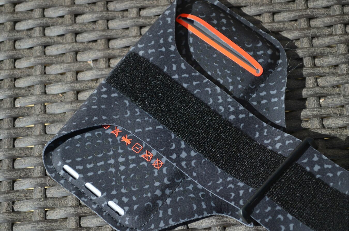 Adidas Adidas Brassard 11 scaled [TEST] Adidas Sport Armband – Le brassard optimal pour iPhone 6 ! adidas