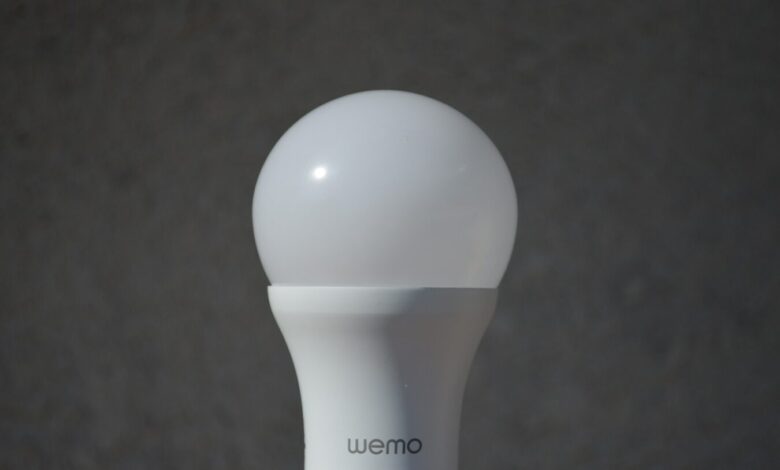 WeMo Wemo Ampoule 5 scaled [TEST] Kit de démarrage LED WeMo – La base des ampoules connectées ampoule