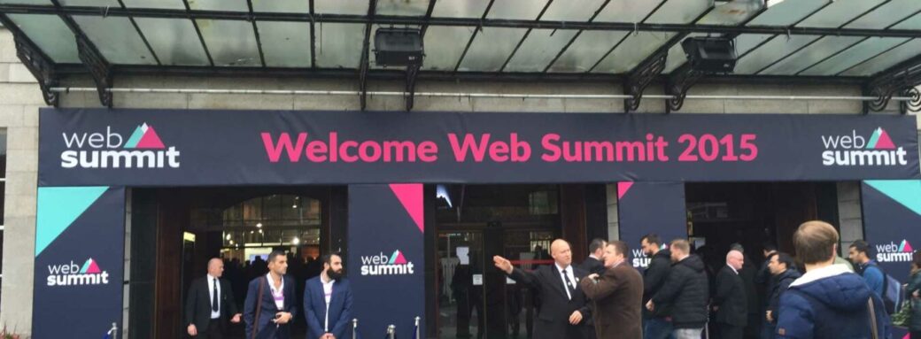 IMG 7831 scaled #WebSummit – Jour 2 – Tournée des bars, goodies et Tinder 3defineme
