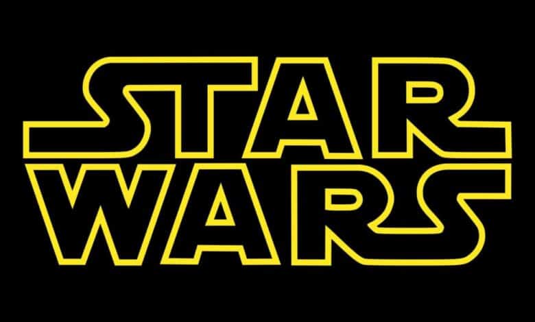 Star Wars 2000px Star Wars Logo svg 1 scaled Star Wars – Comment créer votre propre SABRE LASER ! couleur