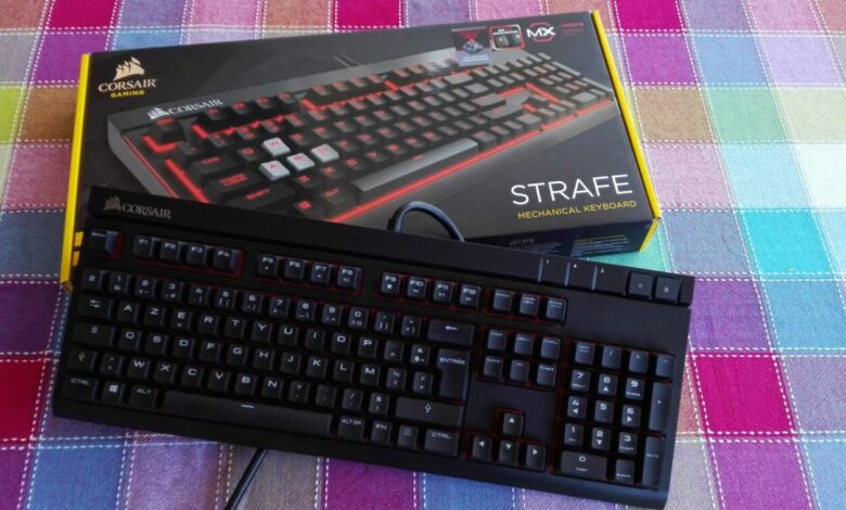 corsair IMG 20160121 122648 scaled [TEST] Corsair Strafe – Le clavier gaming qui voit rouge clavier