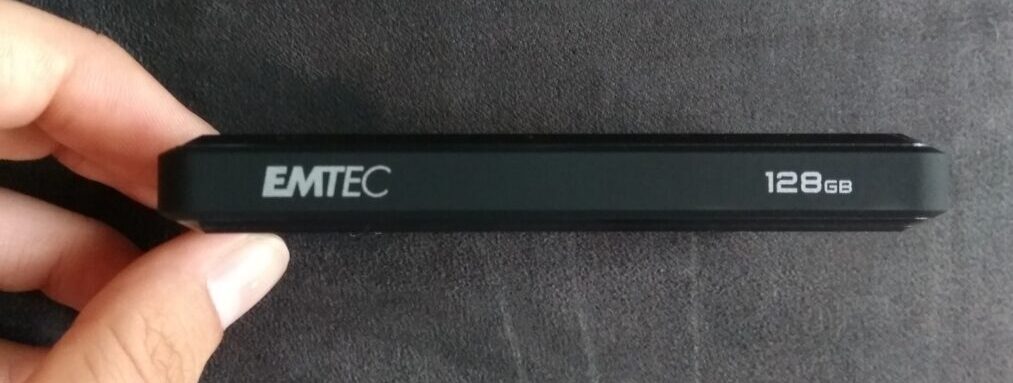 EMTEC IMG 31072016 184521 scaled EMTEC – Un SSD portable sécurisé : SPEEDIN’ X600 emtec