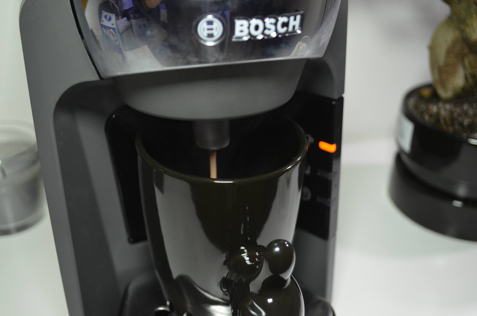 Tassimo DSC 0229 [TEST] La praticité d’une machine à café dans la Tassimo SUNY café