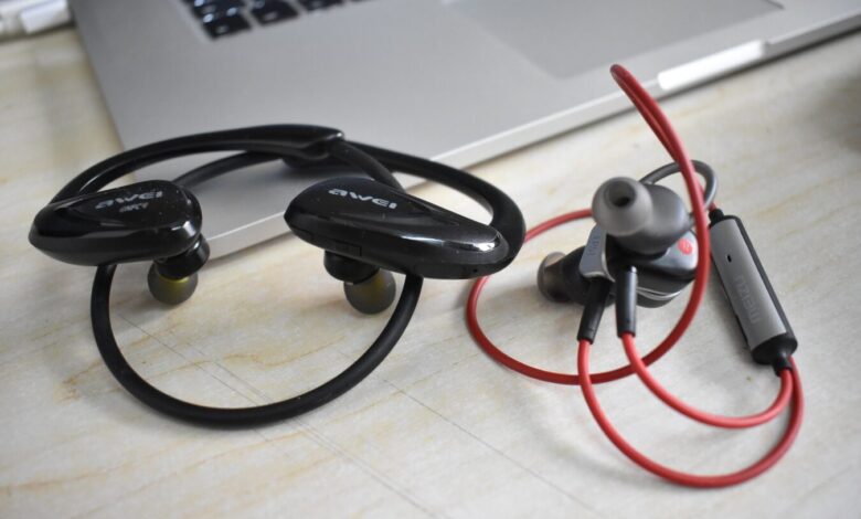 écouteurs bluetooth DSC 0195 scaled [TEST/COMPARATIF] Deux paires d’écouteurs bluetooth – Deux utilisations différentes awei