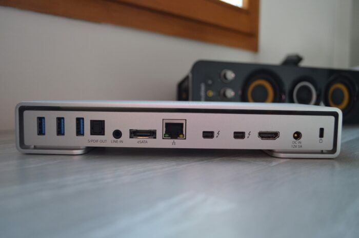 Startech DSC 1091 700x464 [TEST] Augmenter les capacités d’un MacBook grâce à Startech cable