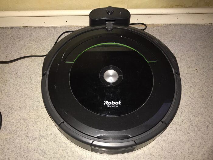 Roomba 696
