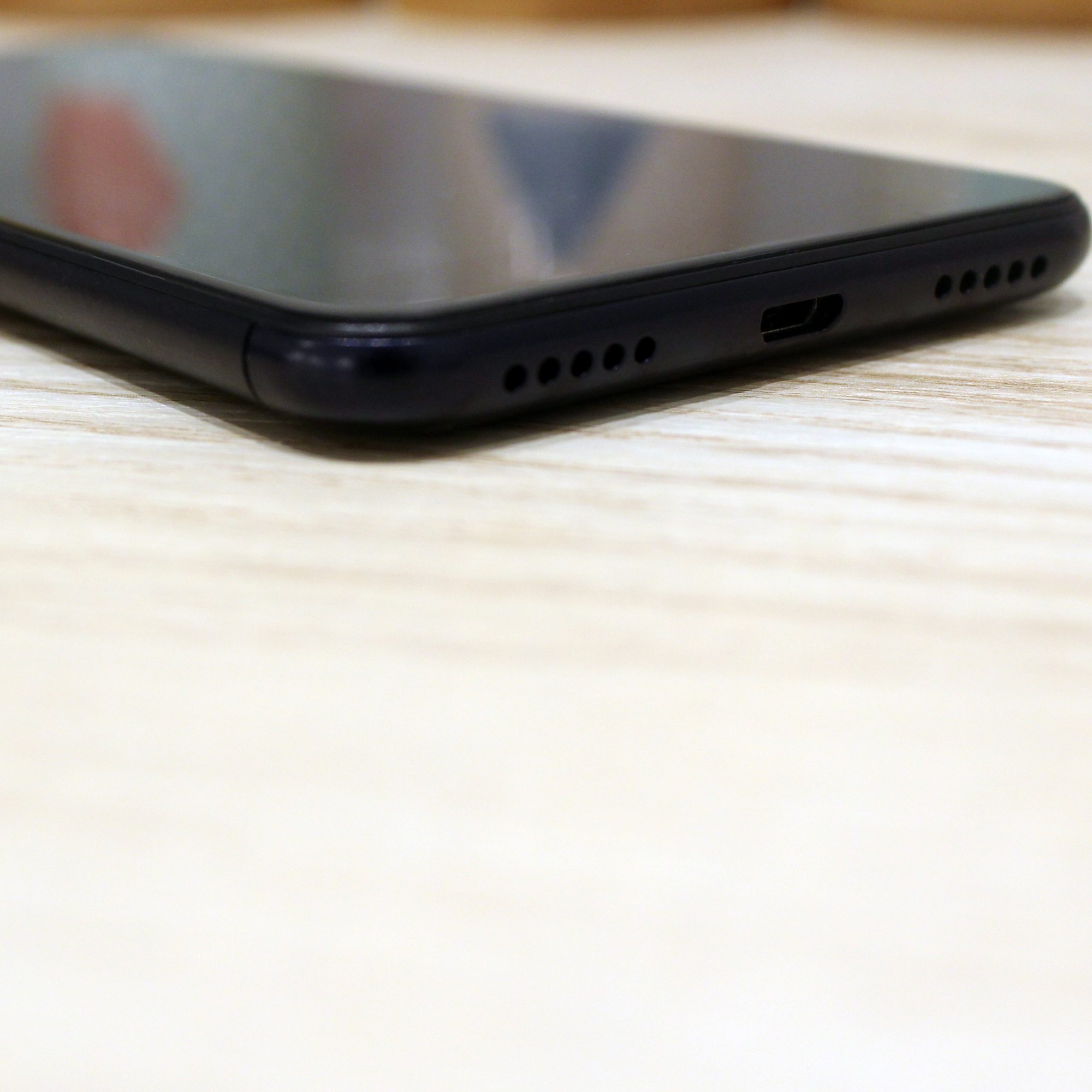 Asus IMG 1450 TEST – Asus Zenfone Max Plus M1 : Un smartphone qui reprend les bases de la marque asus