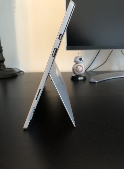 Connectique Surface Pro 2017