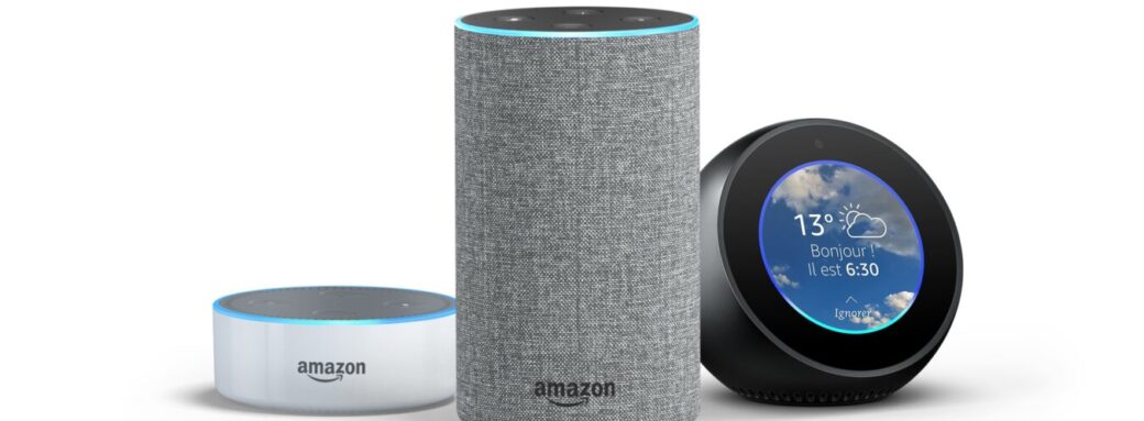 Alexa Echofamilly scaled Alexa arrive enfin en France avec les enceintes Echo Alexa