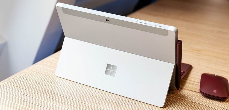 Microsoft Surface Go