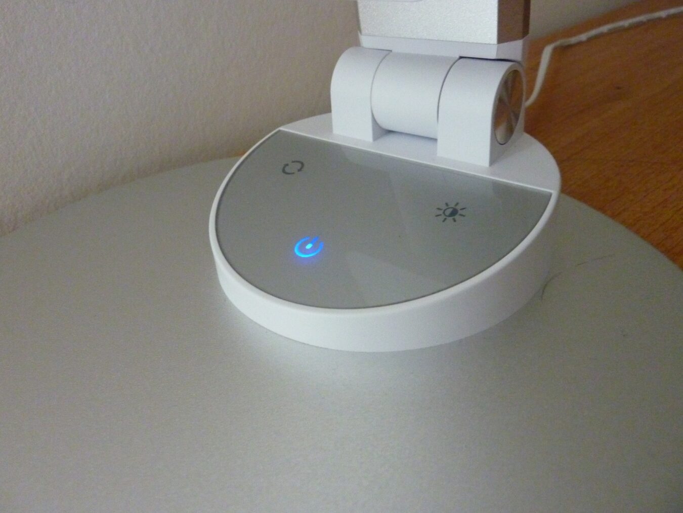 Lampe P1040631 scaled Test – TaoTronics TT-DL19 : Une lampe design à un prix imbattable lampe