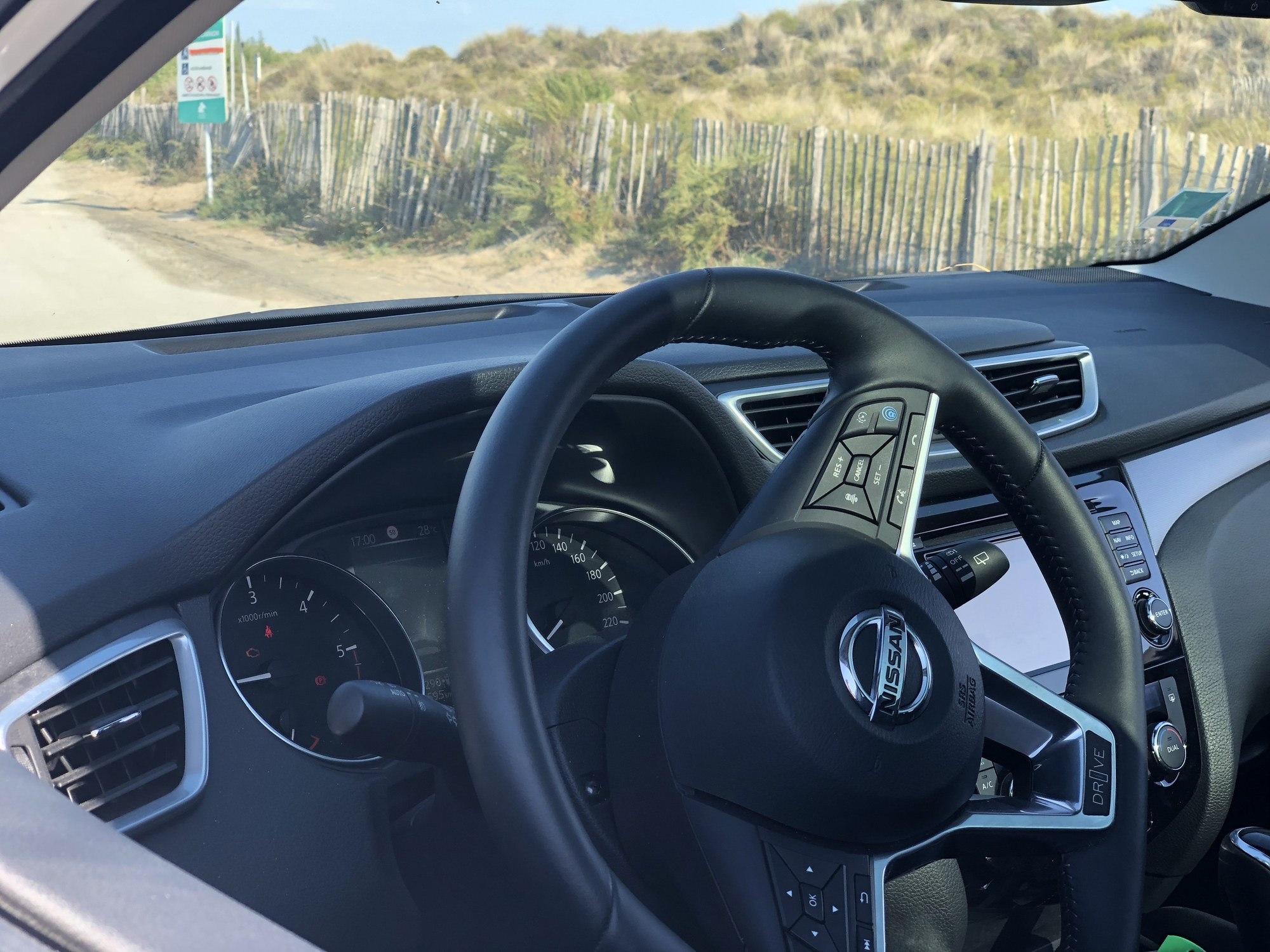 QASHQAI Image d’iOS 2 Nissan – Le QASHQAI Drive Edition inaugure la technologie ProPILOT conduite autonome