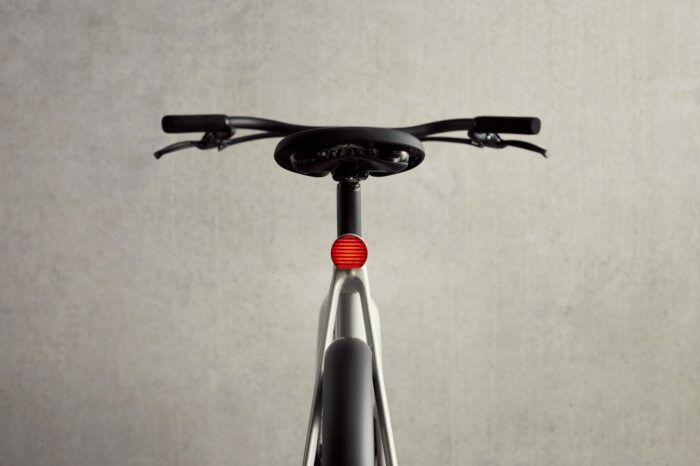 VanMoof_ES2-Product-lifestyle_09_307_1-7bf115-original-1537960760