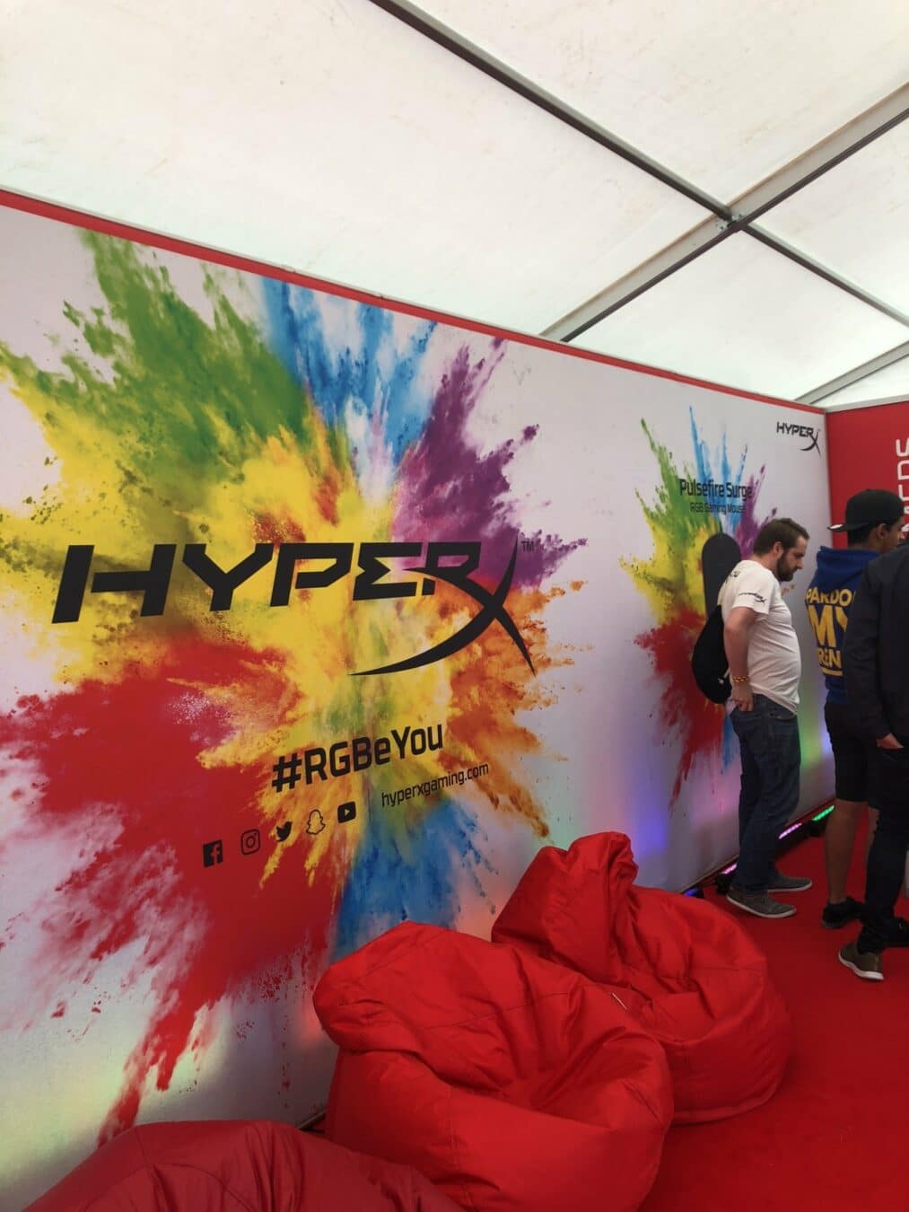 HyperX IMG 2975 scaled HyperX & HoliFestival : Une immersion à Londres dans le monde des couleurs RGB clavier