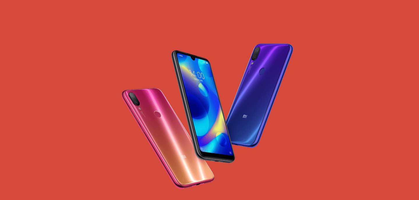 Xiaomi Mi Play avec fond rouge