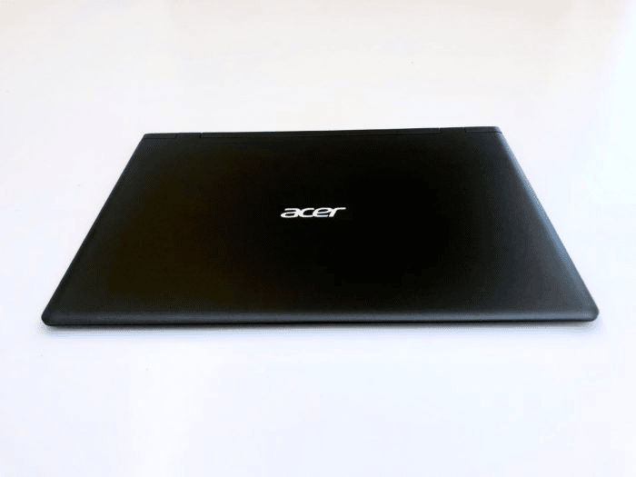 Swift 7 Acer swift 7 back 700x525 TEST : Acer Swift 7, l’ultra-portable ultra fin acer