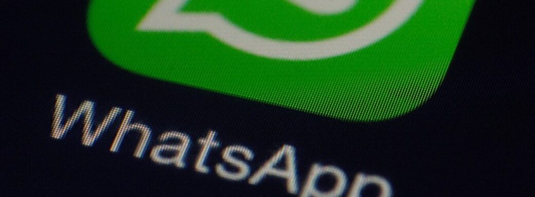 Business WhatsApp scaled WhatsApp Business : Un concurrent majeur de Slack arrive application