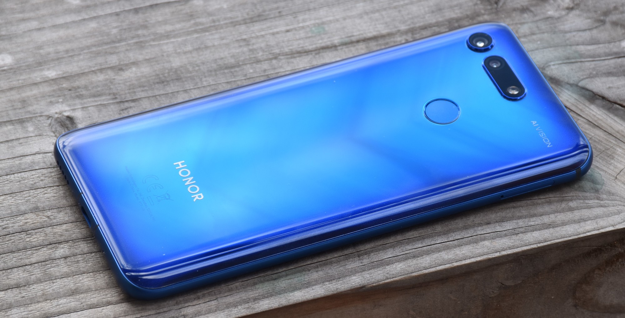 Honor View 20 DSC 0198 Test – Honor View 20 : Le smartphone de l’année façon Honor Adieu Notch