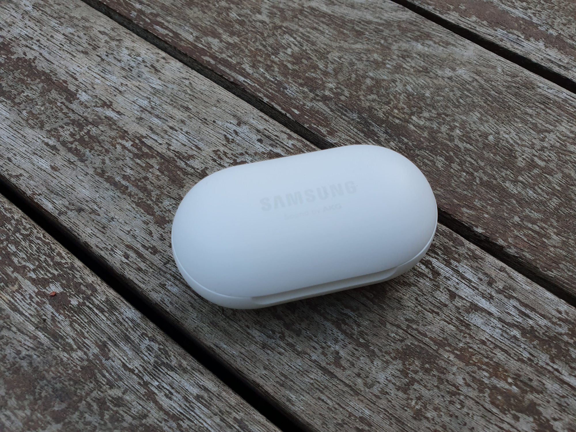 Buds 20190326 184638 Test – Samsung Galaxy Buds : Des écouteurs confortables en difficulté sur l’audio écouteurs sans fil