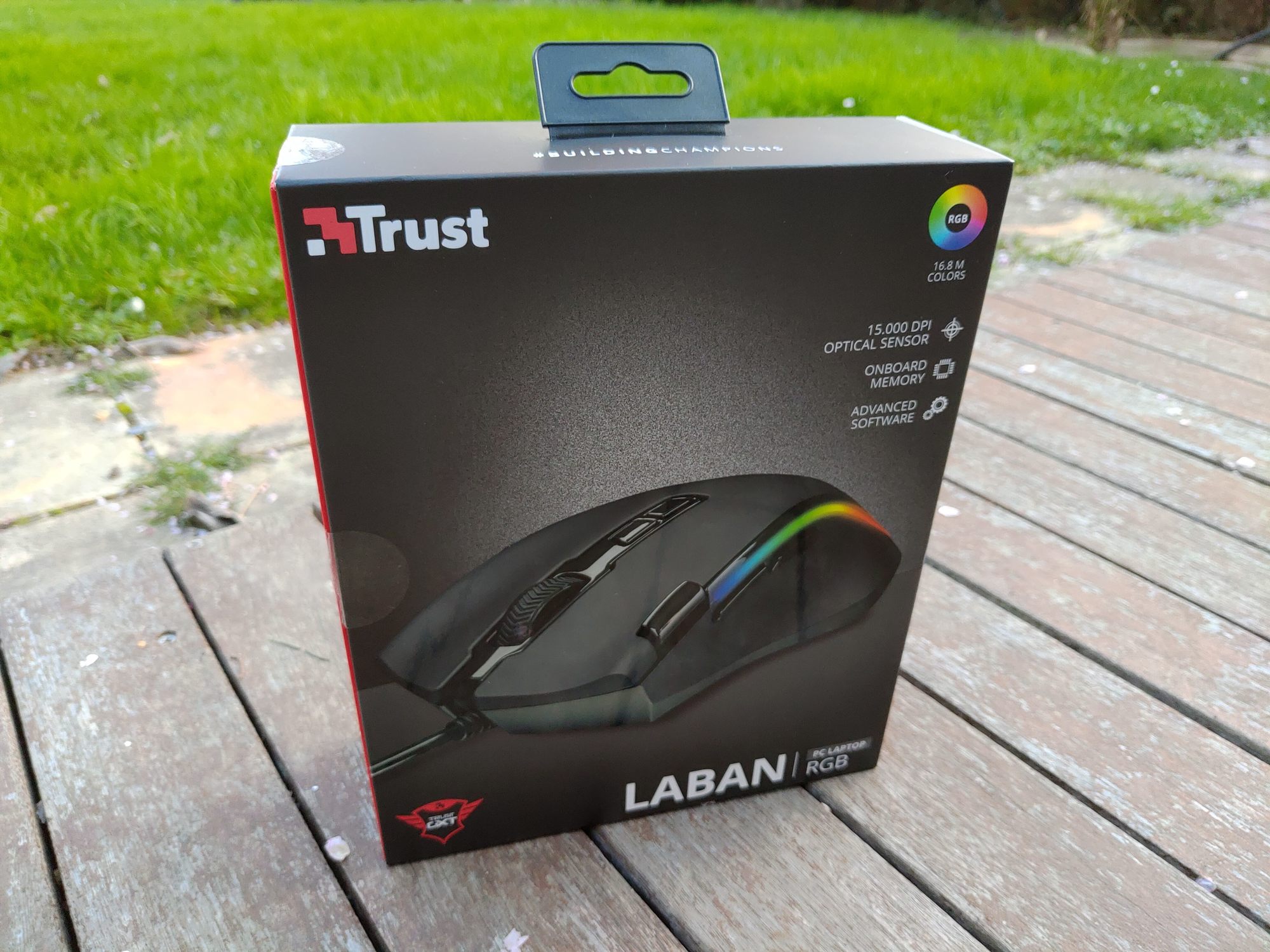Trust P 20190310 174118 Test – Souris Trust Laban GXT188 : une souris performante au design commun gaming
