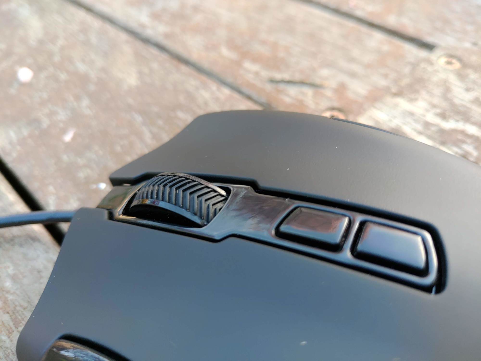 P 20190310 174402 - Test – Souris Trust Laban GXT188 : une souris performante au design commun - Le Café du Geek - LCDG Trust P 20190310 174402 Test – Souris Trust Laban GXT188 : une souris performante au design commun gaming