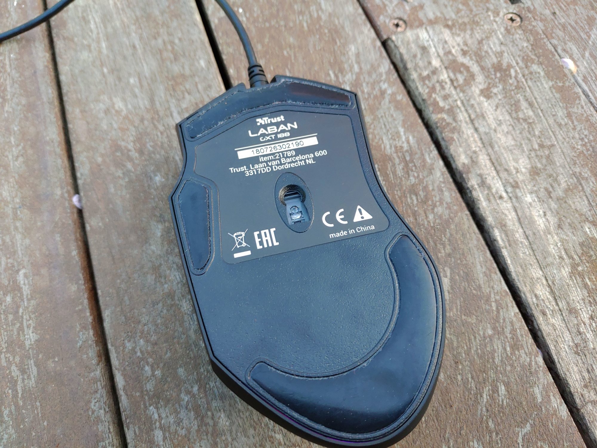 P 20190310 174418 - Test – Souris Trust Laban GXT188 : une souris performante au design commun - Le Café du Geek - LCDG Trust P 20190310 174418 Test – Souris Trust Laban GXT188 : une souris performante au design commun gaming