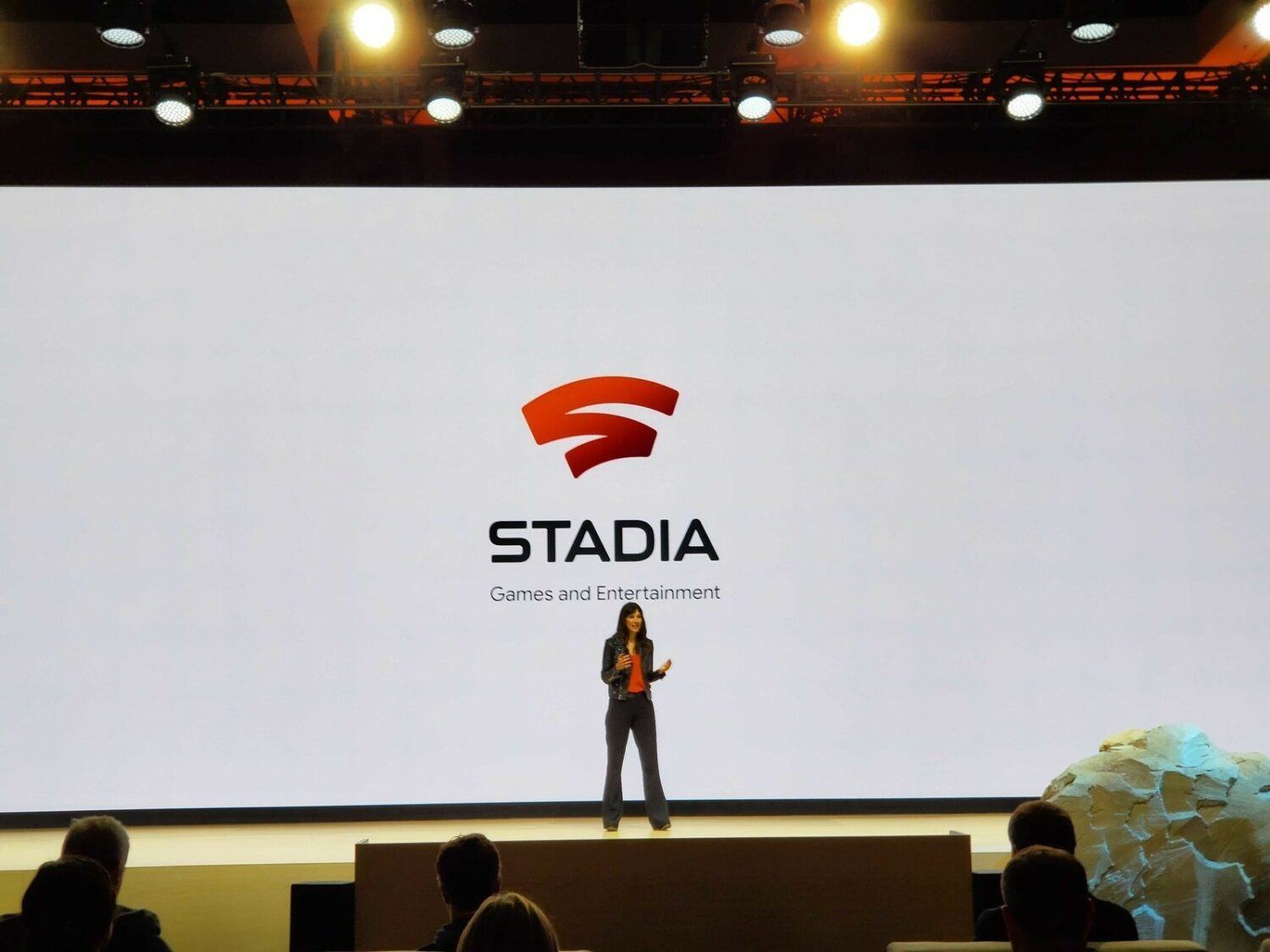 Stadia stadia games and entertainment hero 1500x1125 Stadia : Google annonce la disparition des consoles google