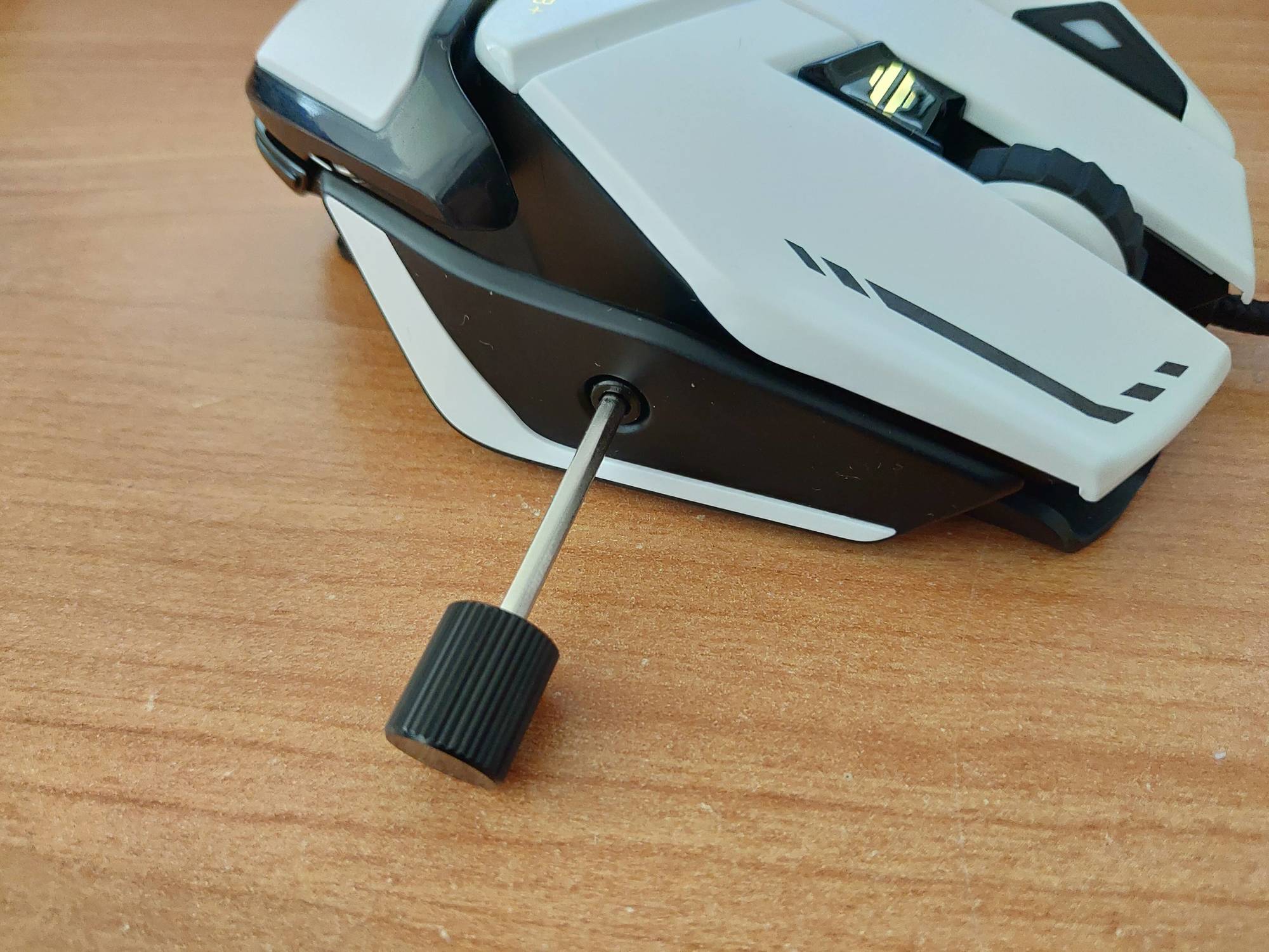 Test – Souris Madcatz R.A.T 8+ : Une souris complète et réussie madcatz