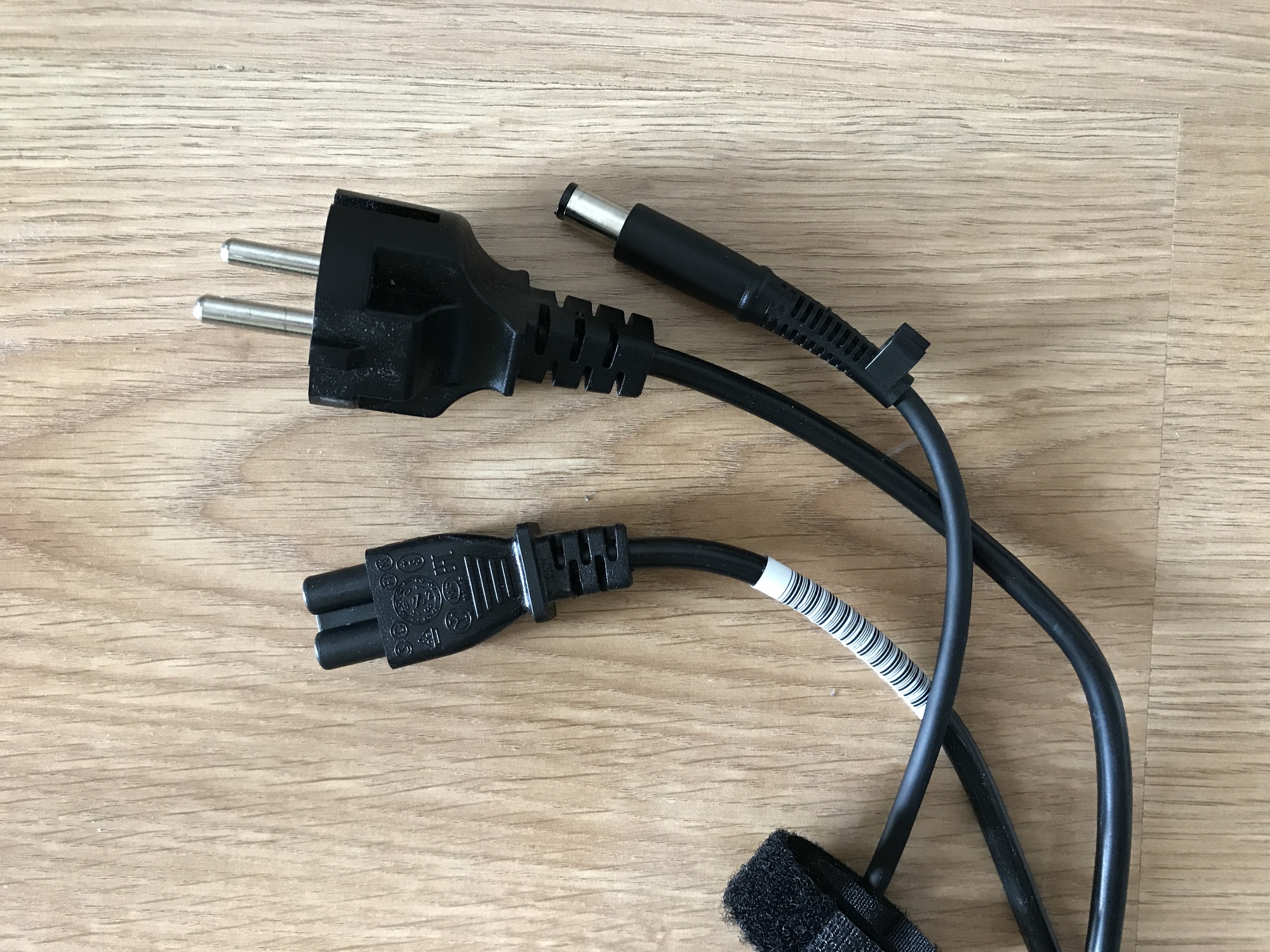 Câble HP 24-F1011NF