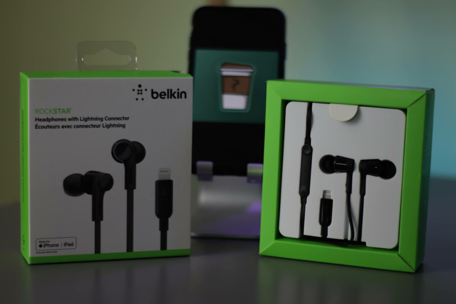 Déballage écouteurs ROCKSTAR de Belkin