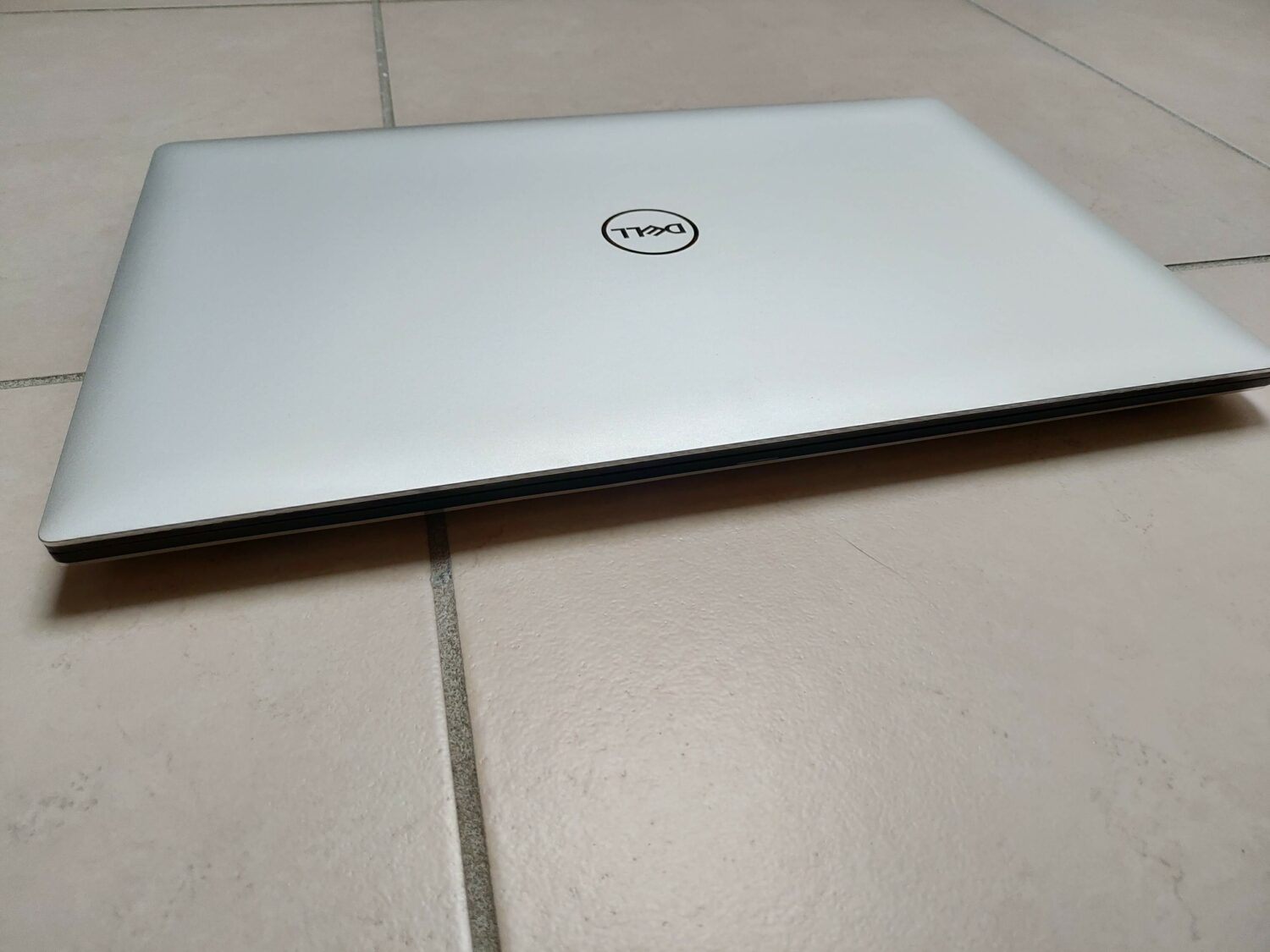 Test – DELL XPS 15 7590 OLED : L’excellence sous windows ? 15