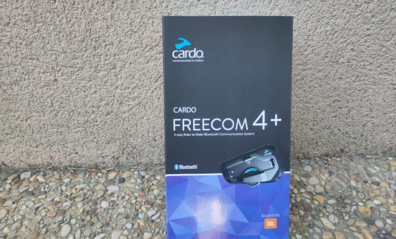 Test – Intercom Cardo Freecom 4+ : Gardez vos mains sur le guidon ! Cardo