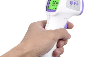 thermometre-sans-contact-main