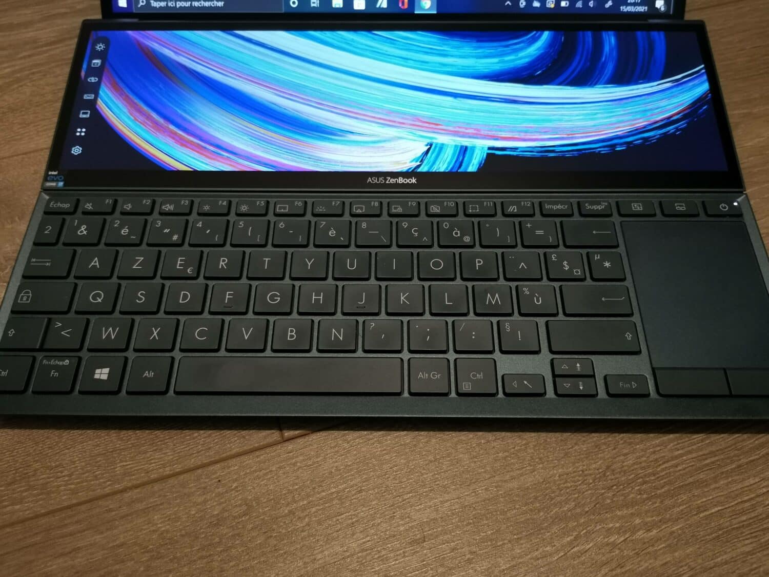 Asus ZenBook Duo 14 clavier