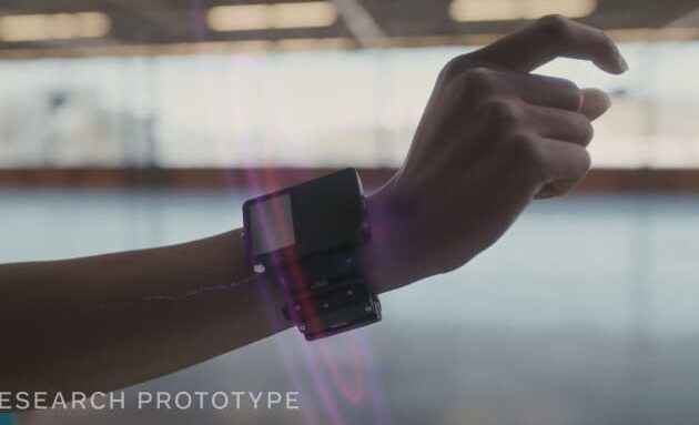 Facebook développe un bracelet qui contrôle un PC par la pensée facebook