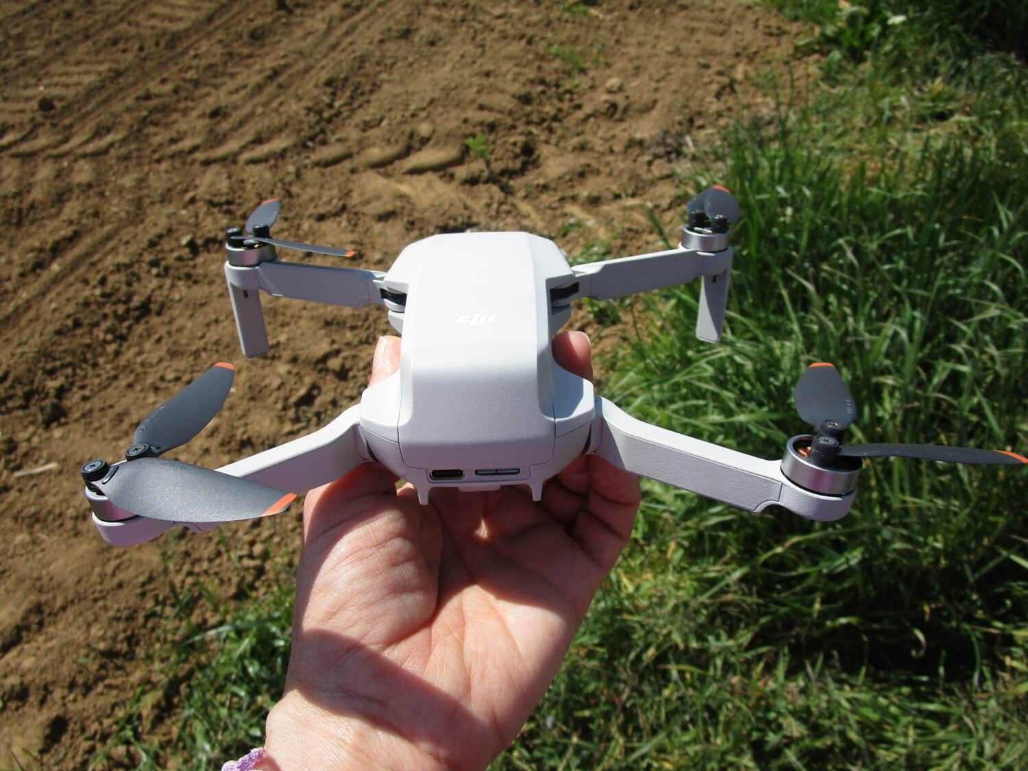 Test – DJI Mini 2 : le drone compact de référence dji