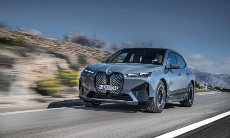 BMW iX : le 100 % électrique se dévoile avec un écran de 15", la 5G et une autonomie record
