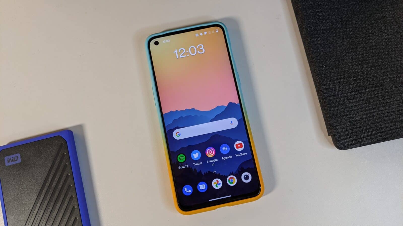 one plus nord 2 design