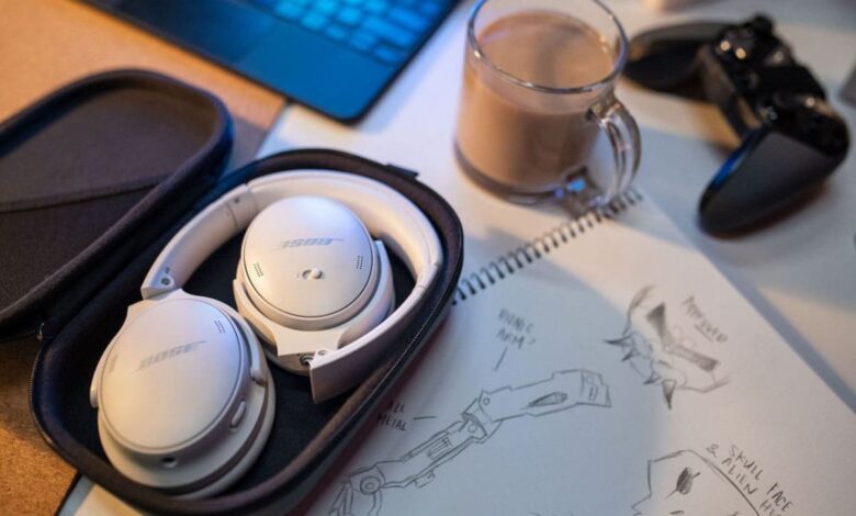 bose-qc-45-lifestyle