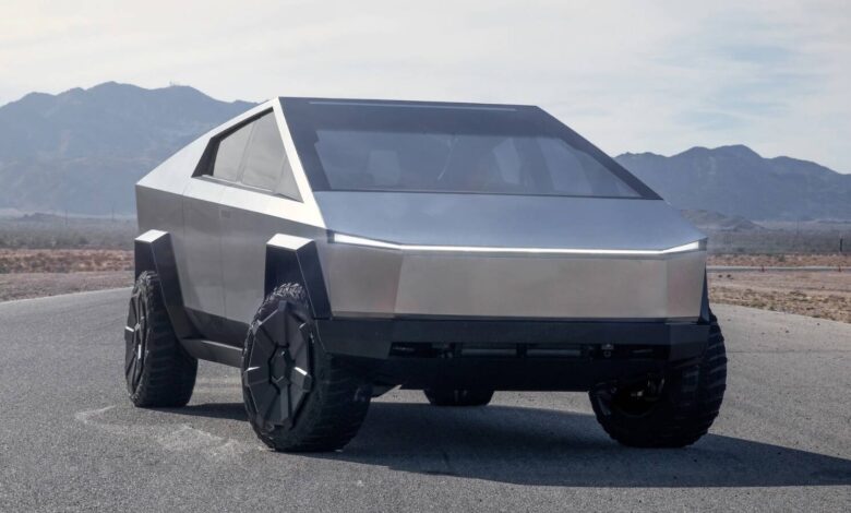 tesla-repousse-le-cybertruck-a-2022