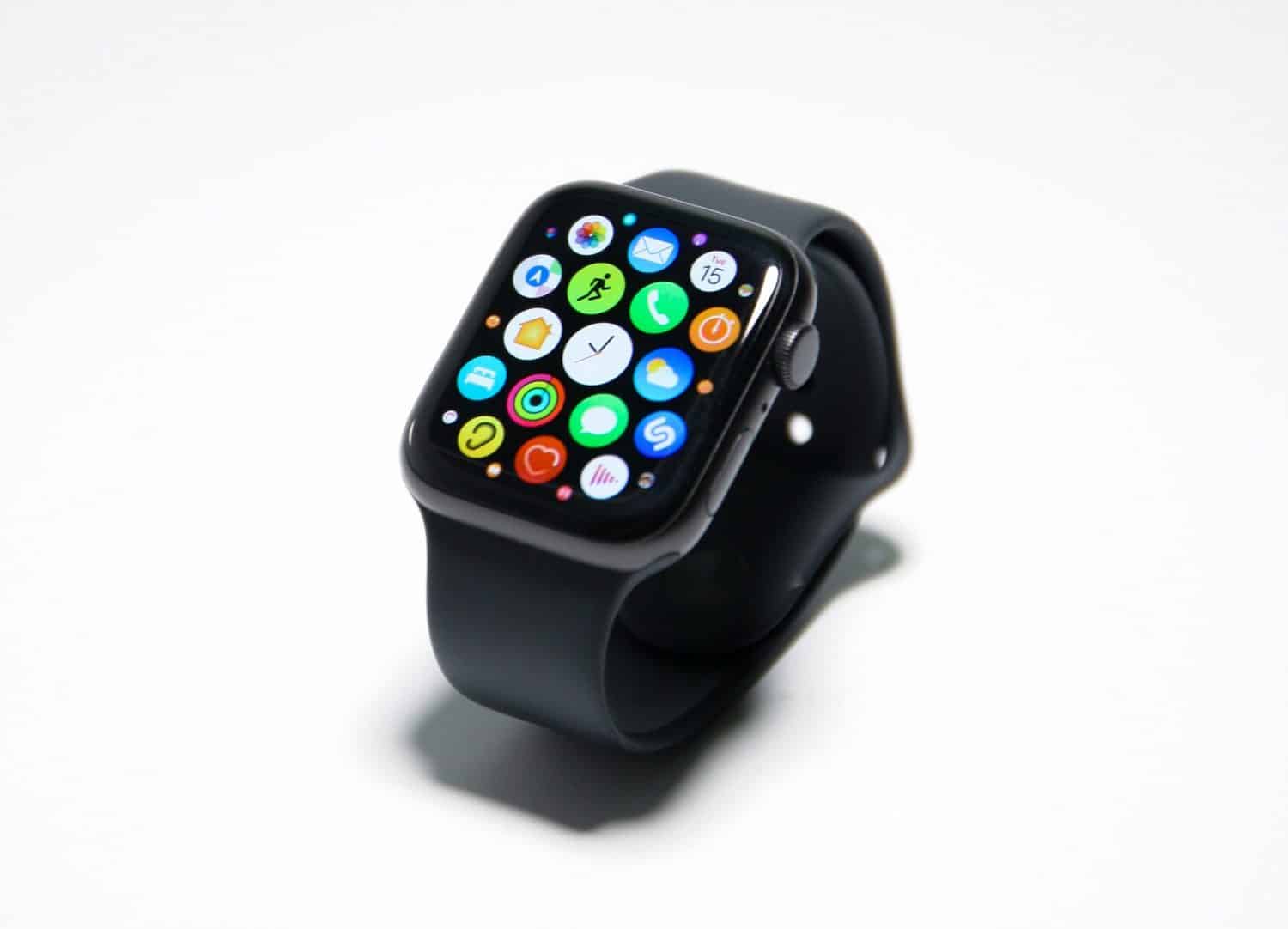 apple-watch-capteur-glycemie-tensiometre-2024