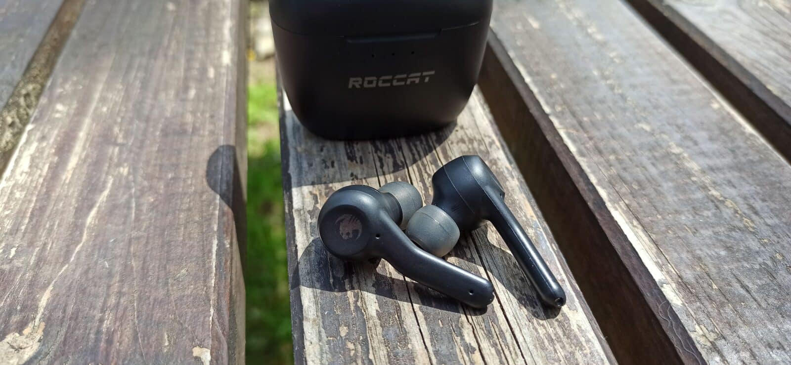roccat syn buds air ecouteurs 2