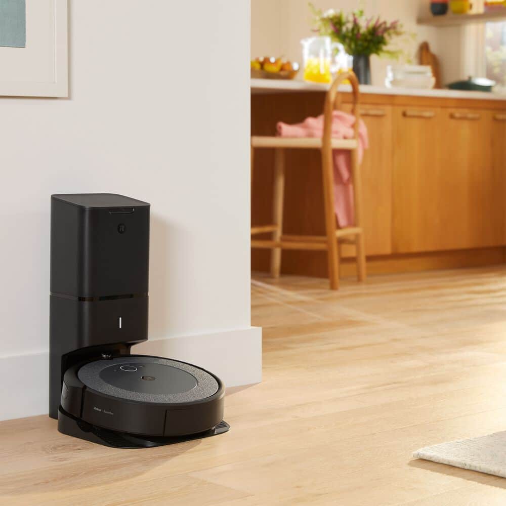 iRobot : les Roomba i5 et i5+ sont maintenant disponibles en France Aspirateur robot
