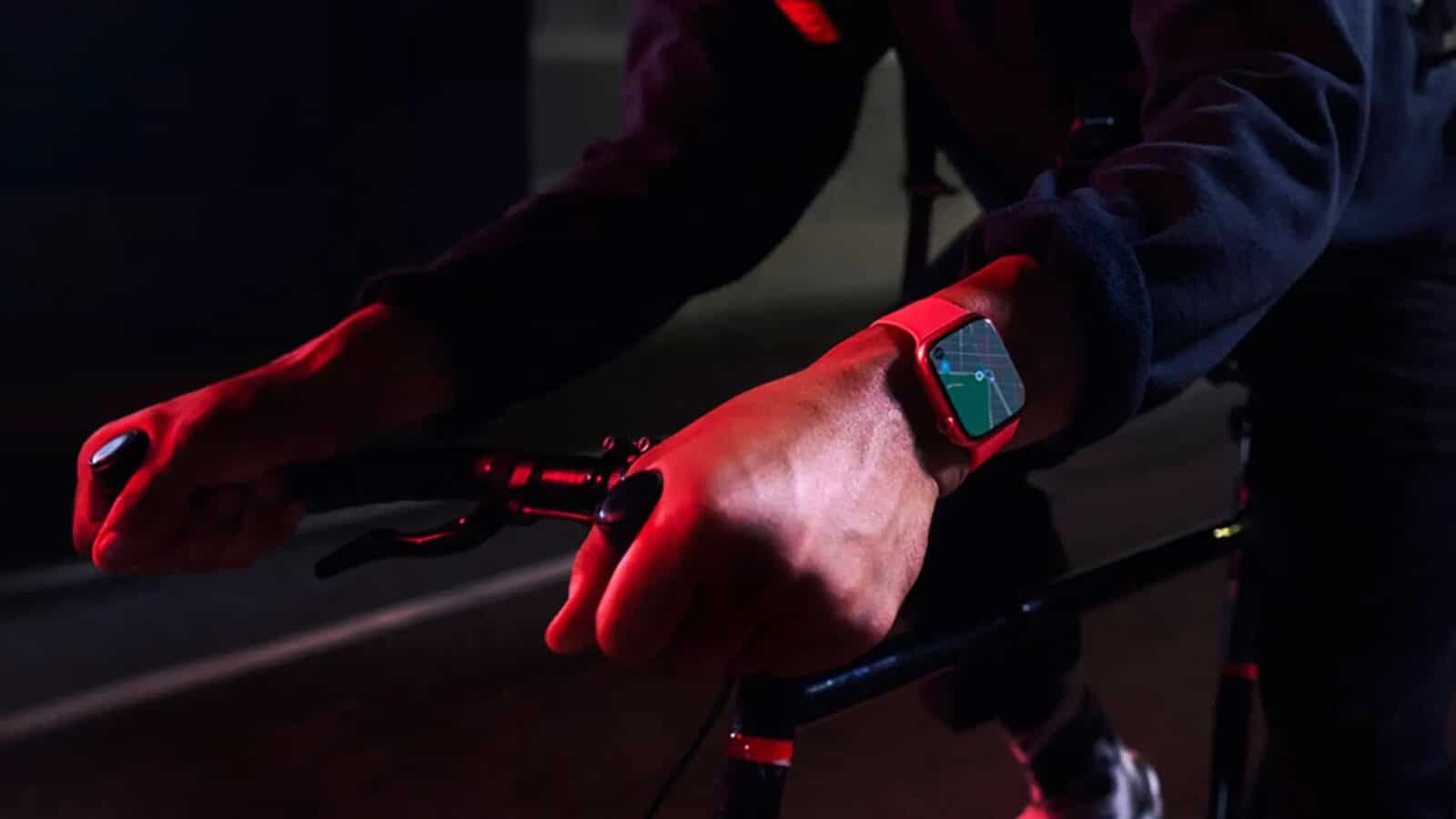 Apple Watch Pro : le modèle pour les sportifs débuterait à 900 dollars Apple