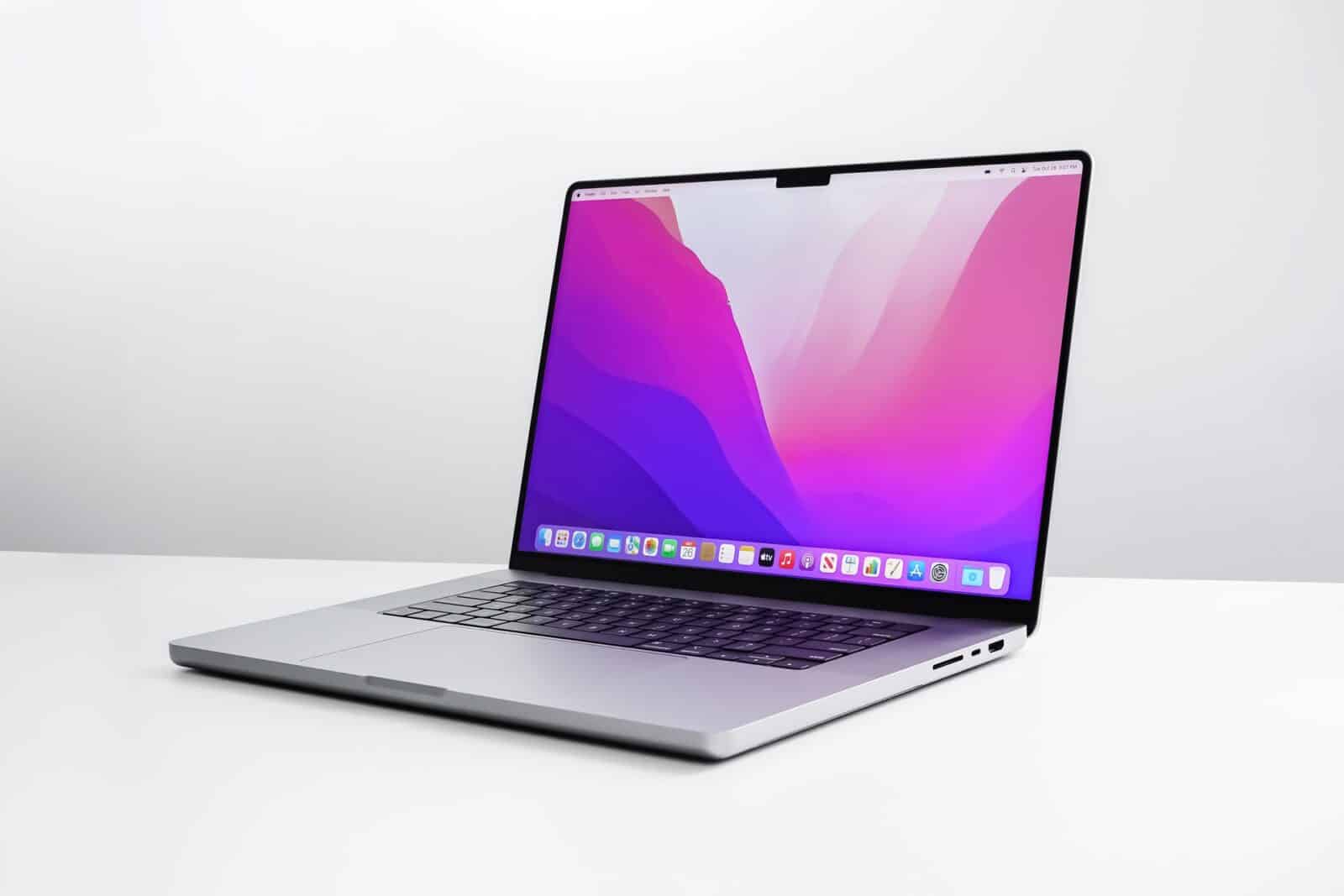MacBook-Pro-M2-Pro-Max-automne-2022-printemps-2023