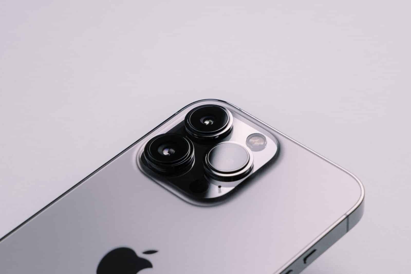iPhone-15-Pro-Max-seul-modele-meilleur-zoom-optique