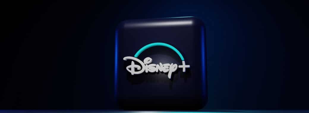 Disney-plus-moins-films-series-originaux-2023